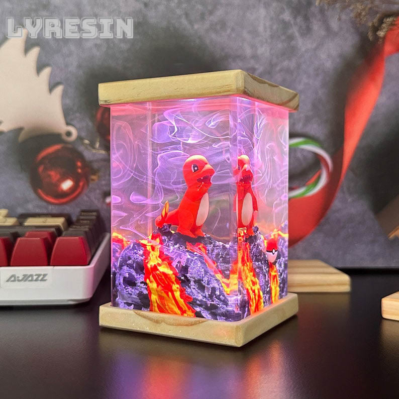 Cha.rmander Resin Lamp